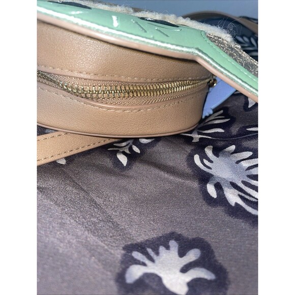 Danielle Nicole Star Wars Mandalorian Grogu Baby Yoda Crossbody Bag Purse Euc - Picture 13 of 15